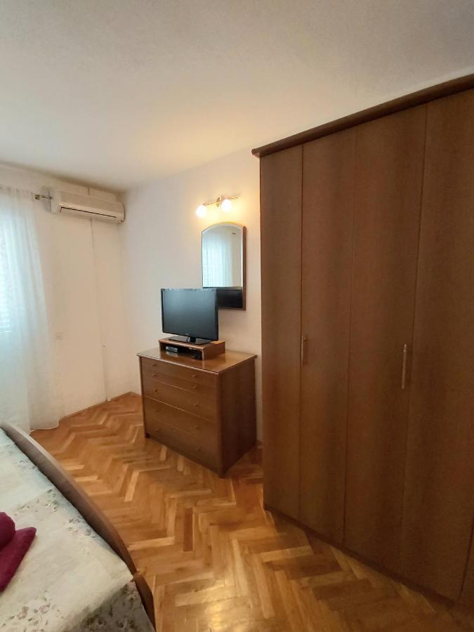 Apartments Marija Брела Екстер'єр фото