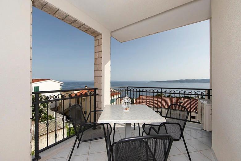 Apartments Marija Брела Екстер'єр фото
