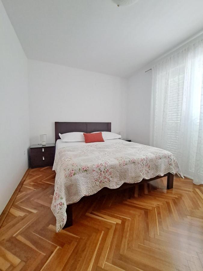 Apartments Marija Брела Екстер'єр фото