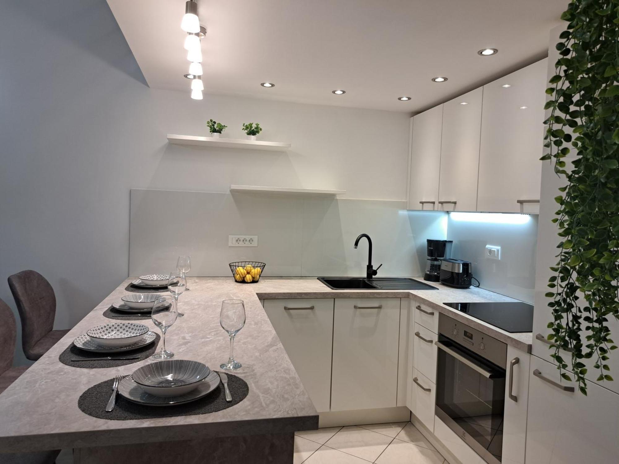 Apartments Marija Брела Екстер'єр фото