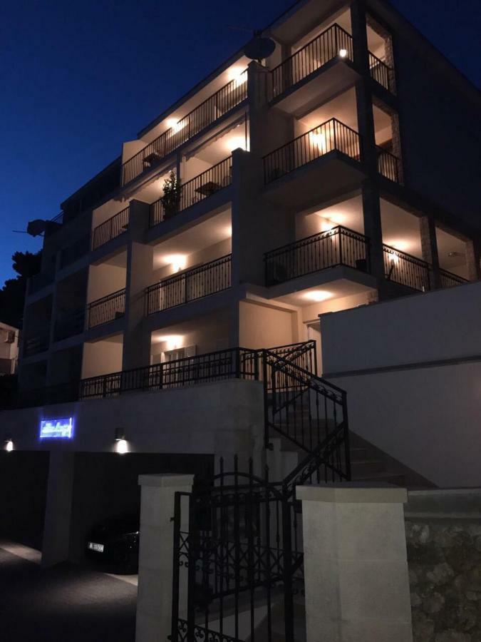 Apartments Marija Брела Екстер'єр фото